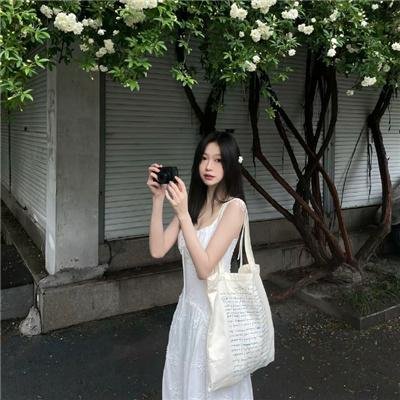 派遣女公关彩华